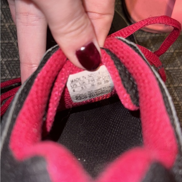 Adidas runners - Picture 2 of 2